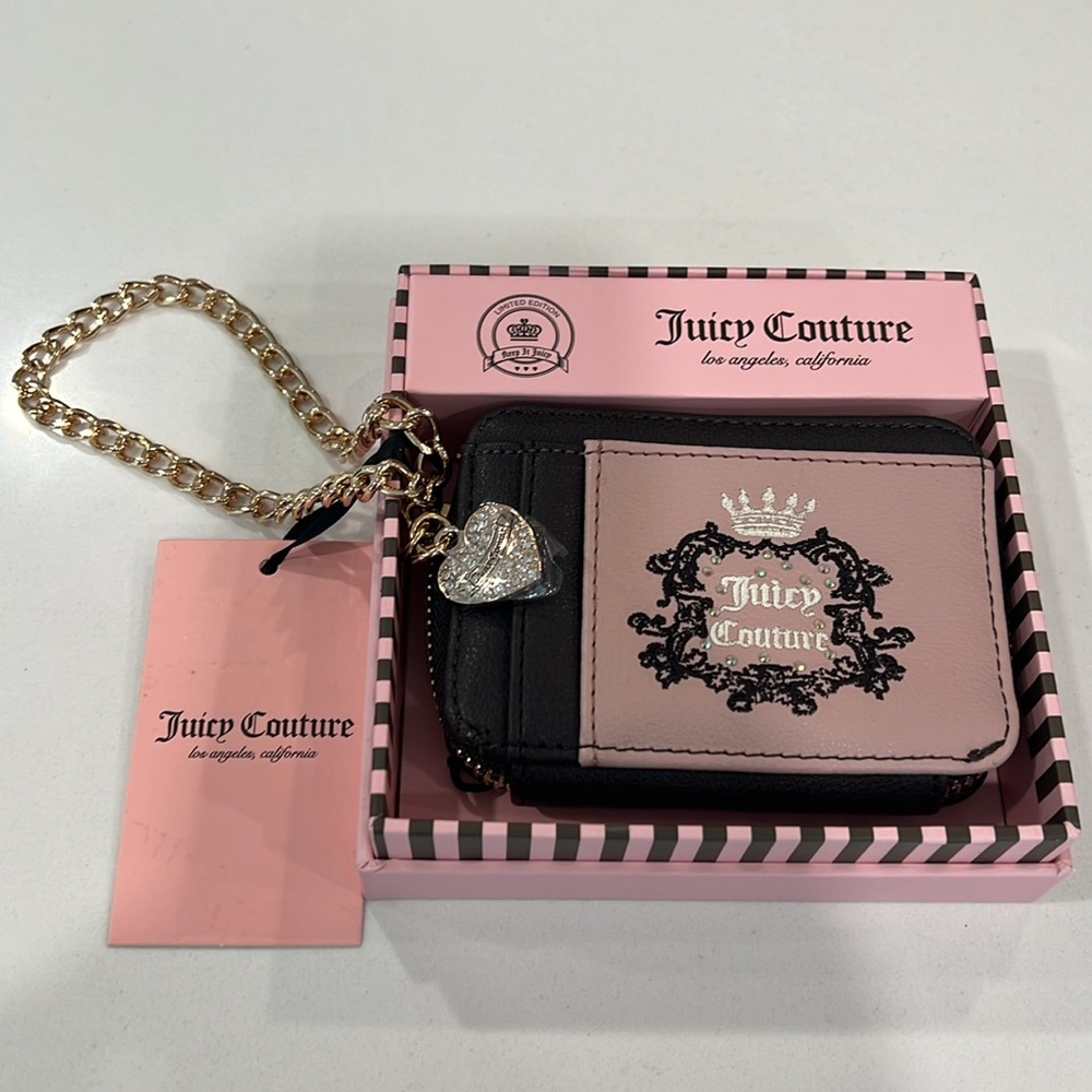 👑Cute. Juicy Couture Wristlet. - Picture 14 of 16